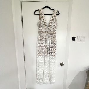 NWT White lace maxi dress - summery, bridal, beautiful details